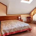 Marta Hotel *