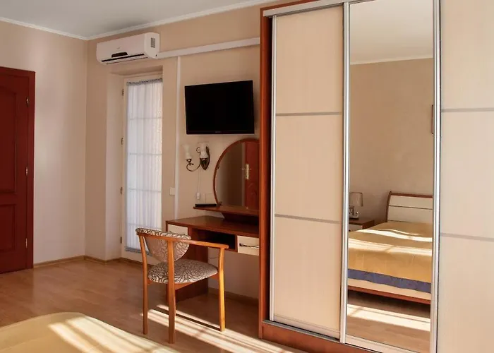 Hotell Marta *
